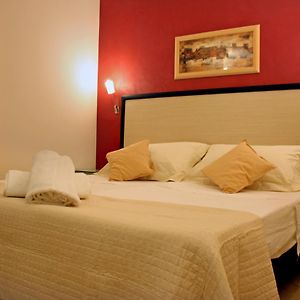 Camera standard con letto king size
